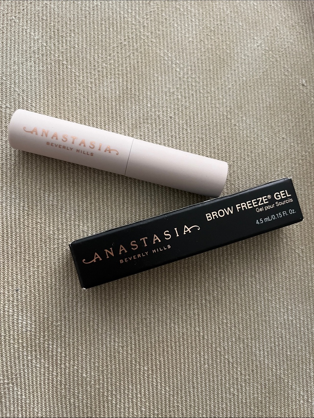 Anastasia Beverly Hills - Brow Freeze Gel